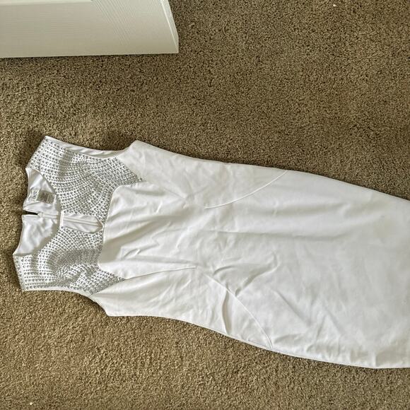 White dress with Rhinestones and Ornamentation - Picture 1 of 3